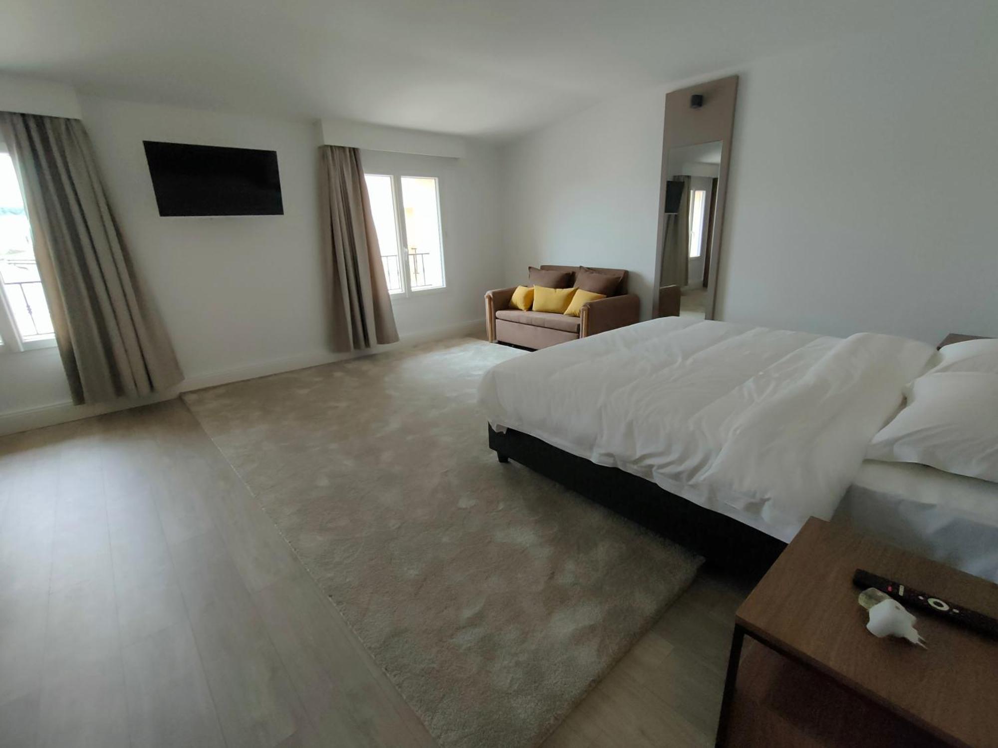 Hotel Restaurant La Paillote Cavignac Zewnętrze zdjęcie